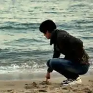  求一对qq情侣网名里面最好分别有强和雨,情侣个性签名,情侣头像