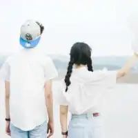  与这张相配的情侣头像