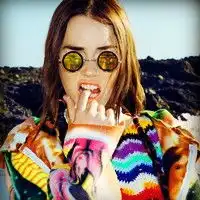 欧美头像女生搞怪11