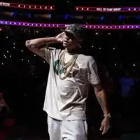  艾弗森经典微信头像篮球明星艾佛森经典动作头像