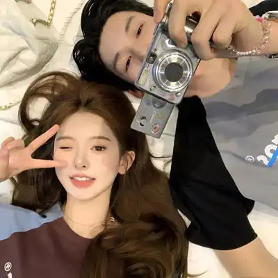  2023最新甜美欢乐真人情侣头像