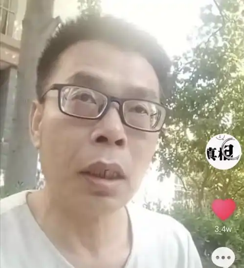 许敏哥哥首次露真容,提醒大家勿传谣,目前还没有收到开庭的消息