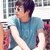  情侣头像戴墨镜帽子