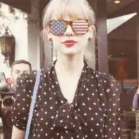  心与心之间没有任何的距离欧美个性头像