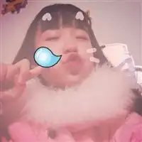 四个闺蜜头像一人一张男女都要微信头像图片大全
