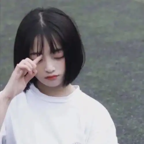  情头为什么女生比男生爱自拍