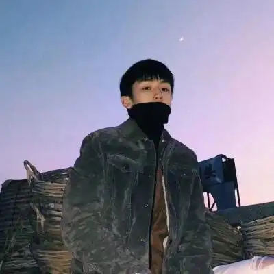  抖音最火的情侣头像最新款一千米时挂你照片