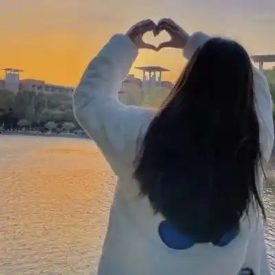  情侣头像生而普通,但独一无二,喜欢情侣头像我要个性网