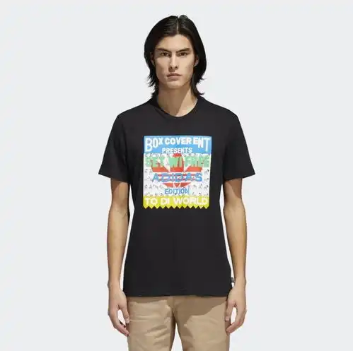  这个时间推t恤,不是我傻了,就是他炸了18ss7月上架设计师经典情侣款t恤