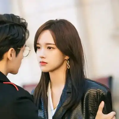  2023最新浪漫唯美真人情侣头像