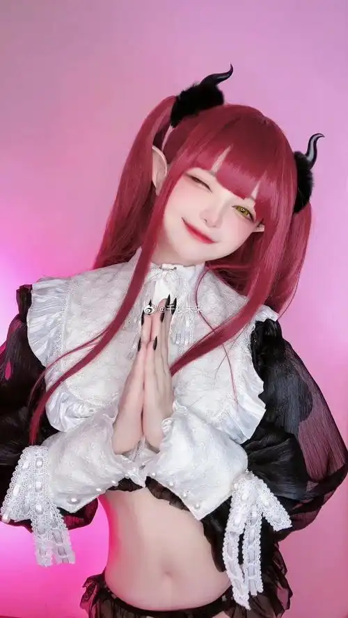  喜多川海梦魅魔cos更衣人偶坠入爱河