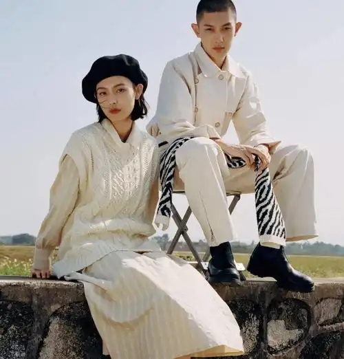  系列头像你也是从小到大被父母捧在手心长大的,怎么在爱情里却要一直忍让迁就凭什么