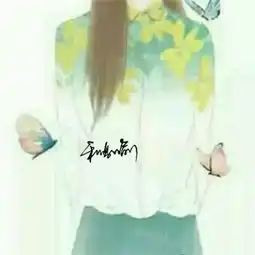  能帮我p张图吗把那张男生的p的跟女生的一样,字最好也p在右边,跟女生一样左边也可以,谢谢