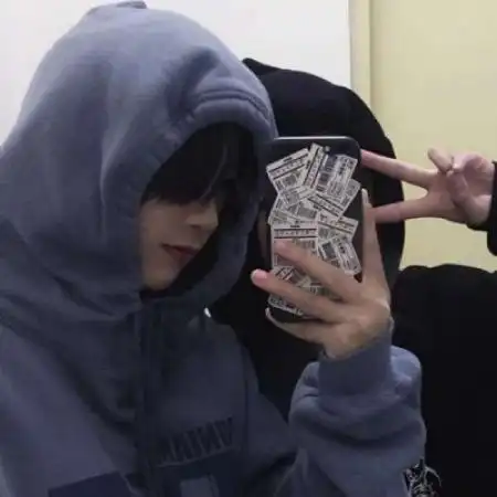  韩版情头像情侣两张爱情使人忘记时间