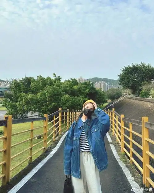  李荣浩杨丞琳新情头网友你们俩暗戳戳秀恩爱是吧