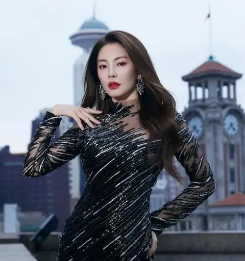  小八卦,李易峰青簪锁三千好评