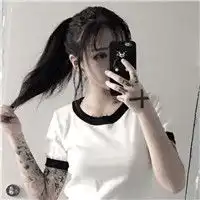  超酷刺青纹身女生头像图片