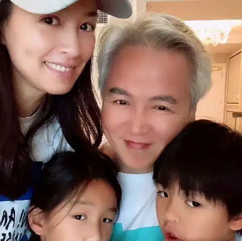 大手笔购买商业楼的张庭,赠送闺蜜陶虹一整层,土豪情义令人羡慕