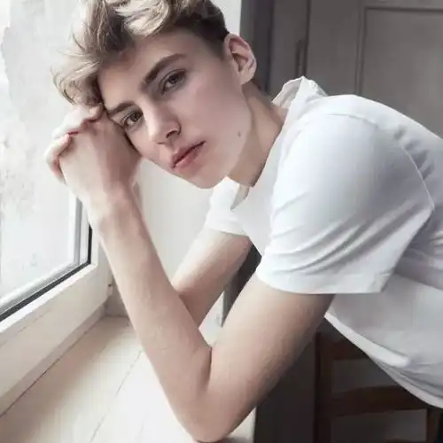  有多失望才会选择闭口不言