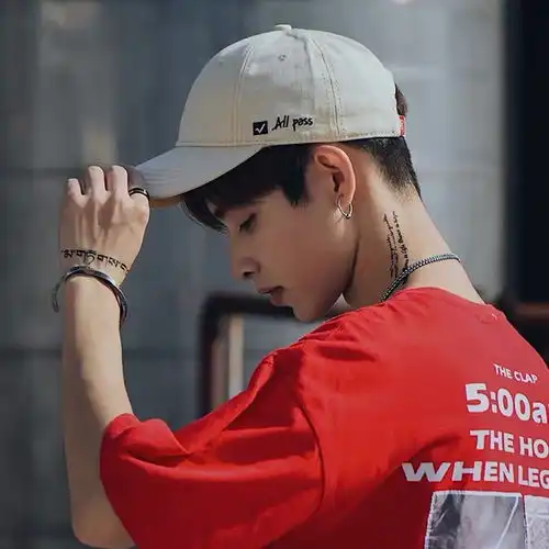  韩版帽子男棒球帽子夏百搭刺绣嘻哈帽潮ins遮阳帽学生情侣帽子女