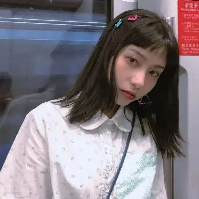  霸气好看的女生头像