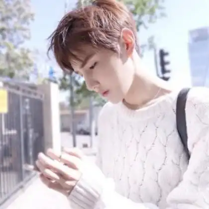  快手头像男生帅气冷酷高清,安静与时尚共存的男生