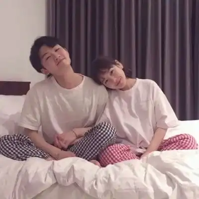  男生我好累,聪明女孩都这样回,甜到他像打了鸡血