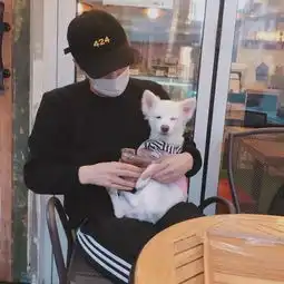  男生在女生面前说哪些话会显得low爆了