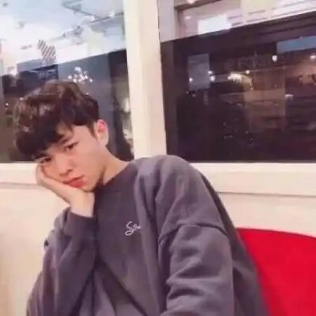  低调秀恩爱情侣头像真人,祝天下所有情侣幸福恩爱