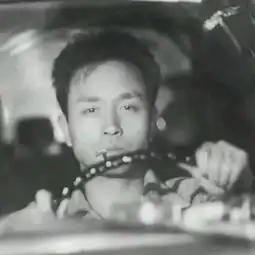  头像丨人间哪有什么真爱