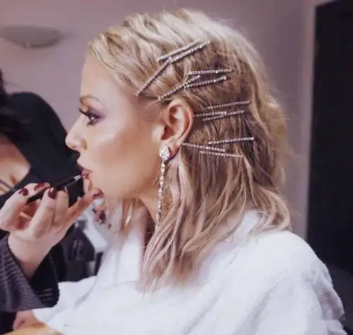  救命土爆的发夹又流行起来了