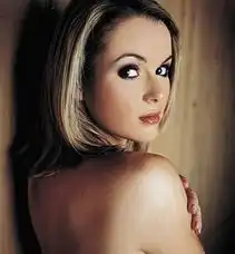  暮光女偷腥祈求男友原谅多少男人接受另一半出轨