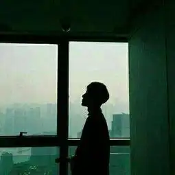  乔妤我剩下的只有孤独