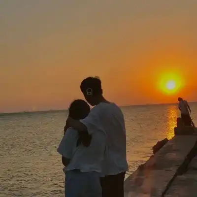  真人唯美情侣头像恋爱中的女孩情侣头像我要个性网