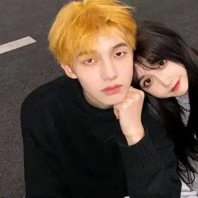  ins甜度爆表情侣头像