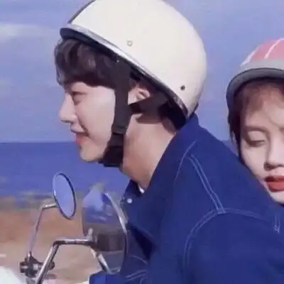  情侣头像真人一人一半高清2020最热双人情侣头像合集