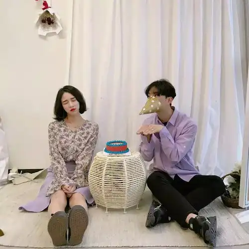  情侣装怎么穿才能好看又不俗套