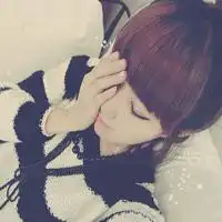 求两张唯美情侣头像