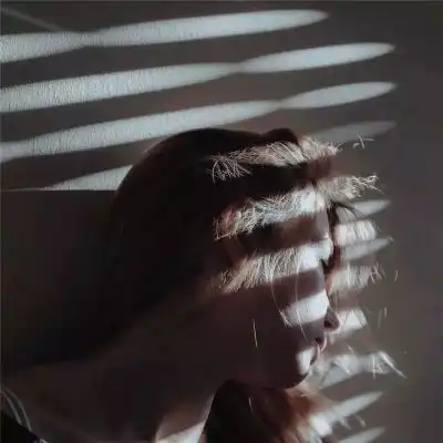  头像女霸气社会冷艳头像女生霸气冷酷