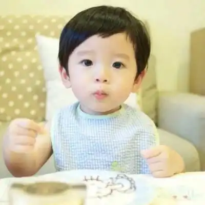  情侣小孩头像一男一女超萌娃娃情侣头像可爱一对