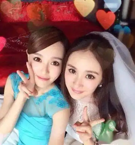 倪妮ab闺蜜反目时,杨幂正忙着和刘亦菲斗法丨85花塑料姐妹编年史