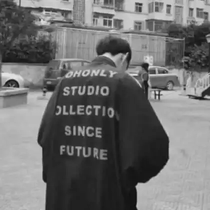  微信黑白头像男生霸气冷酷,流光若逝人已去