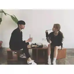  美美哒情侣头像情头也是可以画出来的哦画给你的另一半吧