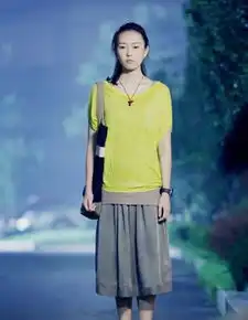 新闺蜜时代童瑶服装搭配显文艺范清新俏丽惹人爱