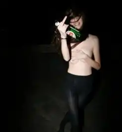  求这个qq皮肤原图