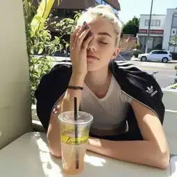  心痛伤感签名精选