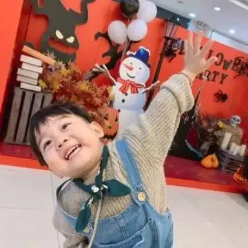  最火可爱萌娃情头一人一张分开可可爱爱微信情侣头像2020