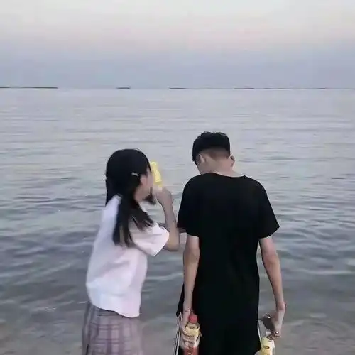  人气爆表的情侣头像