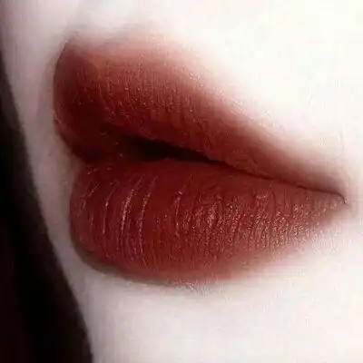  红唇头像冷艳霸气大红唇妩媚霸气女人头像