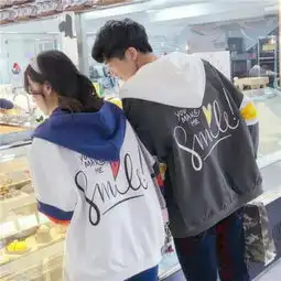  背影情侣头像一对两张想把我唱给你听